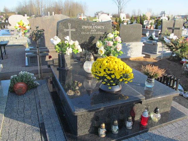 Grób Jan Zwoliński