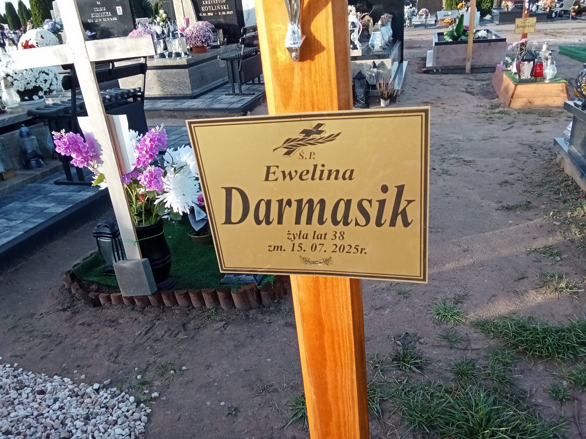 Ewelina Darmasik 1987 Kutno - Grobonet - Wyszukiwarka osób pochowanych