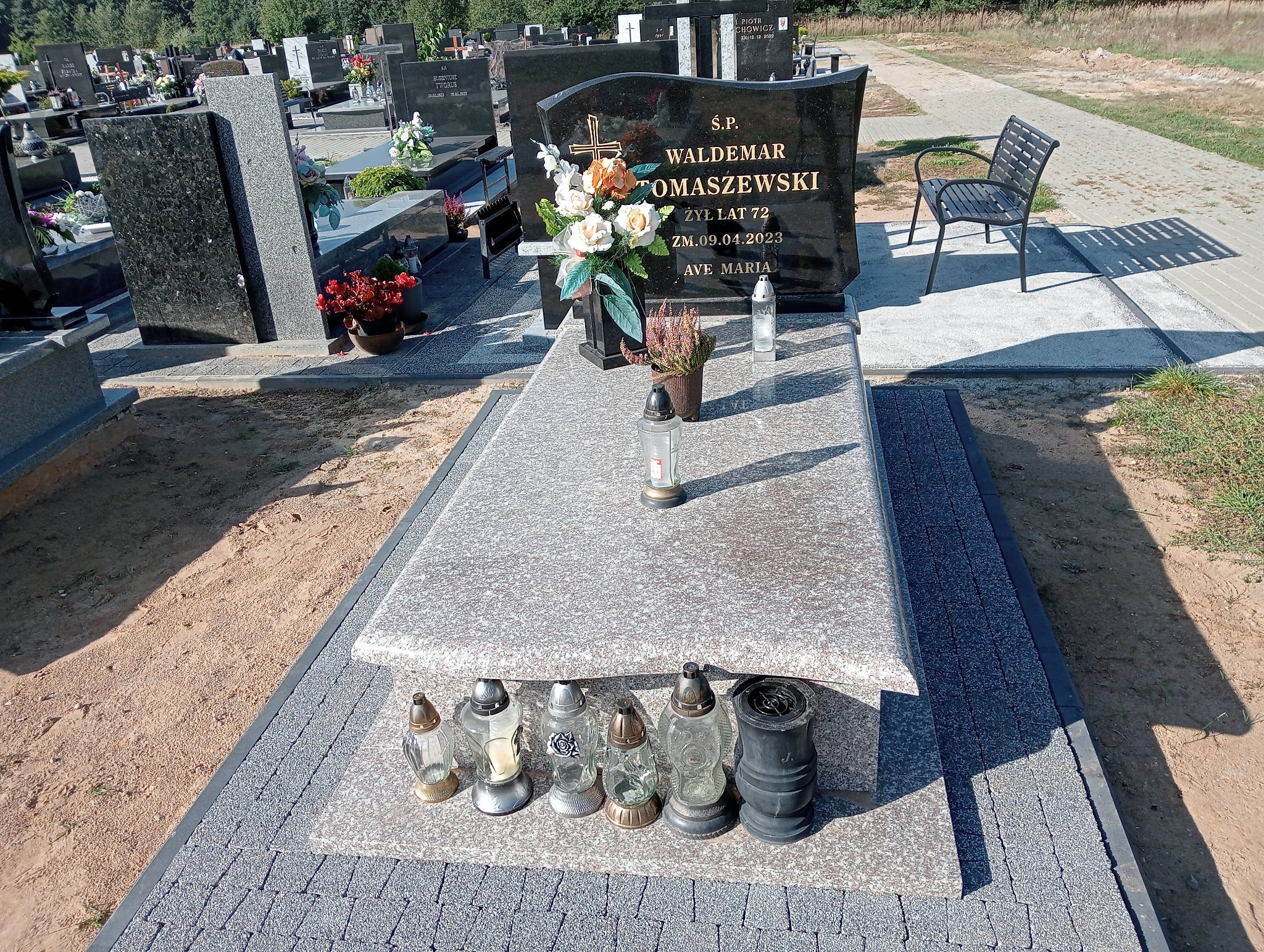 Grób Waldemar Tomaszewski